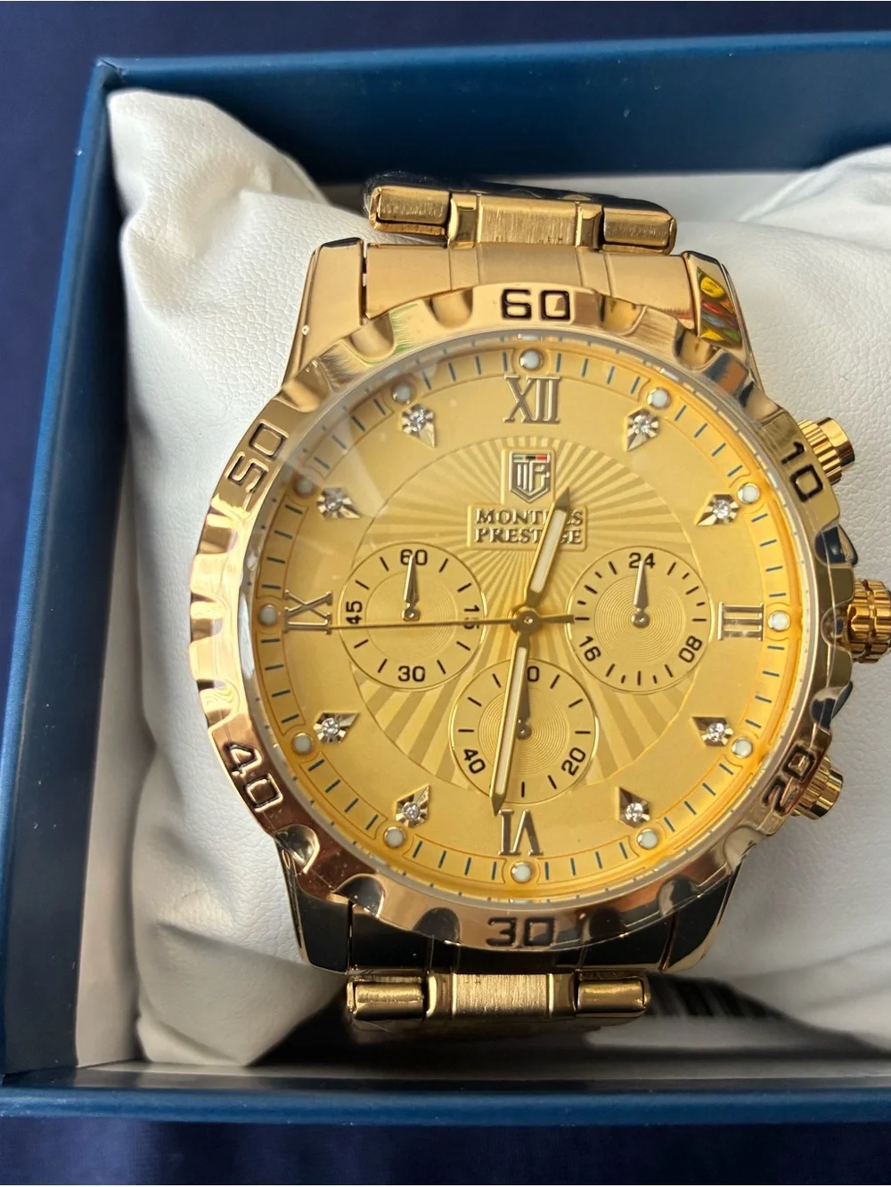 Montres Prestige/ water resistant 30m singapore movement.